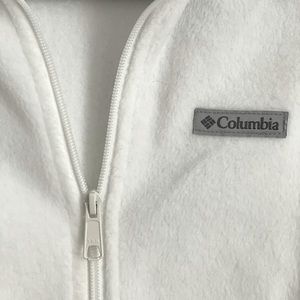 COLUMBIA fleece vest in white
